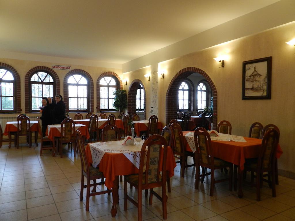 Dom Pielgrzyma Hotel Kalwaria Zebrzydowska Kültér fotó
